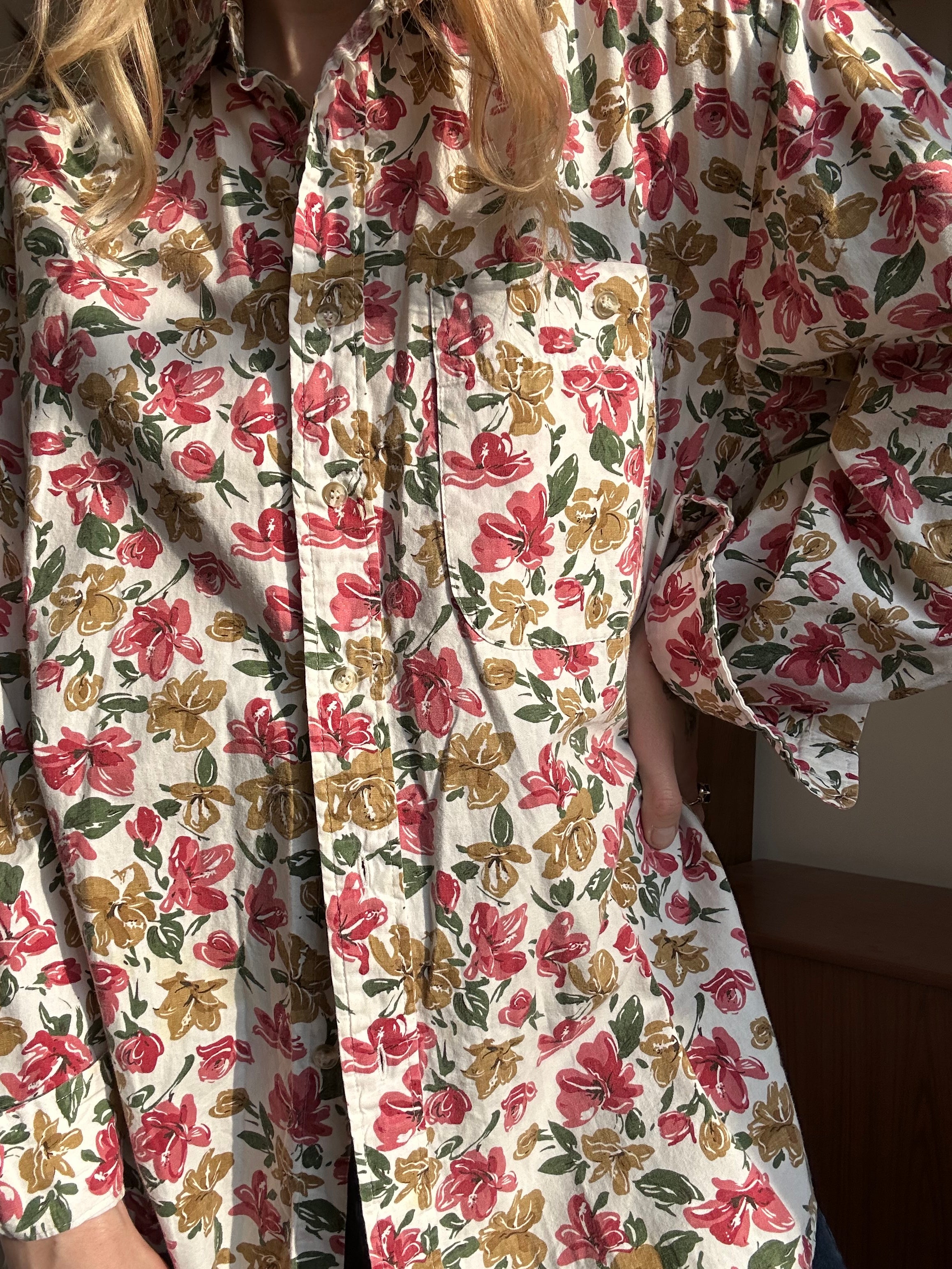 Floral shirt - L/XL
