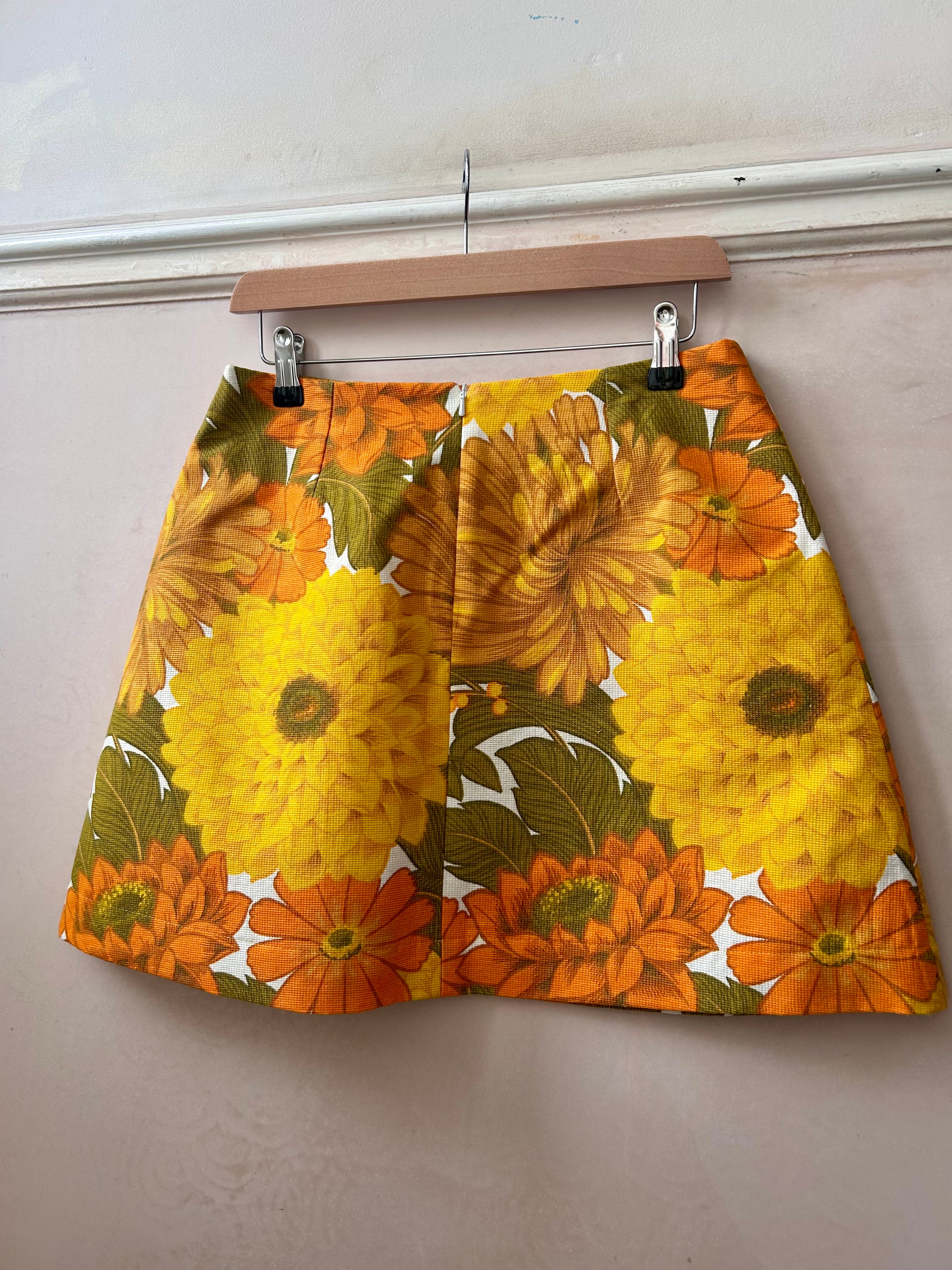 Carnation De'Ville Skirt