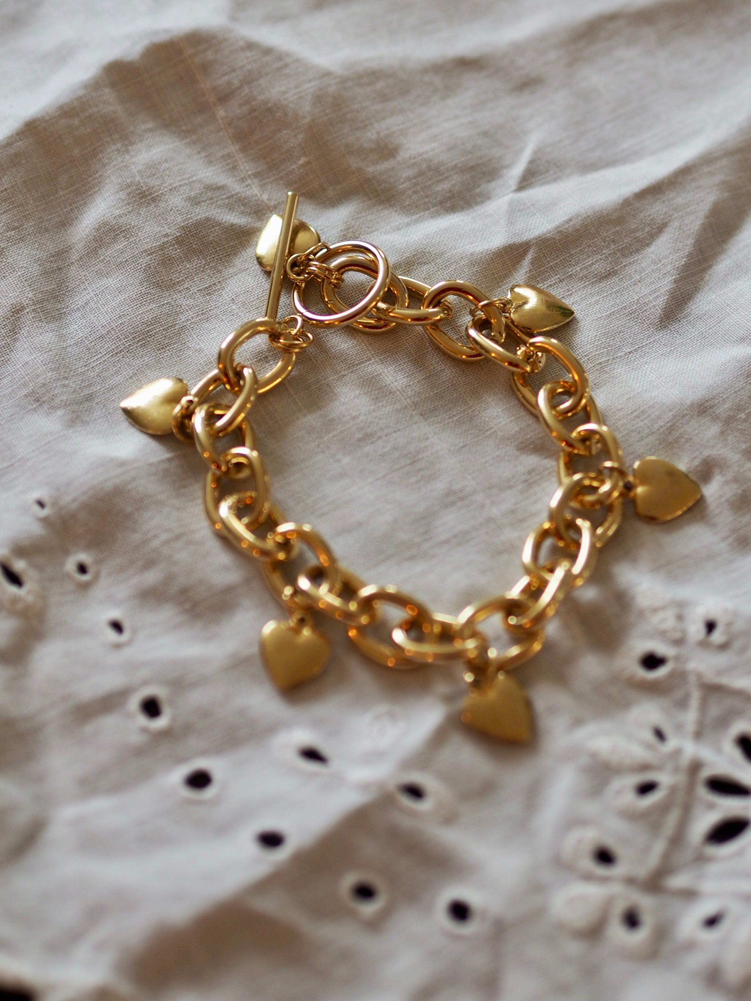 Heart charm T-Bar bracelet